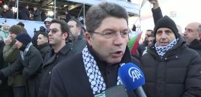 Adalet Bakanı Tun&ccedil;'tan Galata'da net mesaj: İnsanlık su&ccedil;u işleyenler hesap verecek