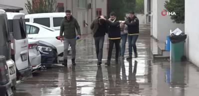 Adana'da ka&ccedil;ak sigara kargosu cinayetle bitti!