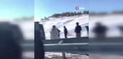 Ardahan&rsquo;dan gelen yolcu otob&uuml;s&uuml; Susuz&rsquo;da devrildi: 17 yaralı