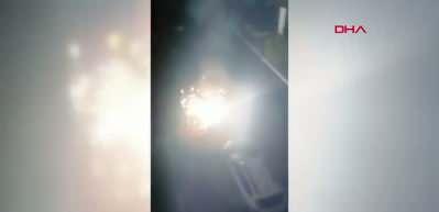 Arnavutk&ouml;y'de elektrik kabloları bomba gibi patladı