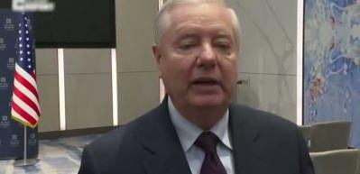 ABD'li Senat&ouml;r K&uuml;ba ve İran liderlerini tehdit etti