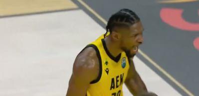 Fenerbah&ccedil;e, Gabonlu pivot Chris Silva'yı kadrosuna kattı