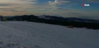  T&uuml;rkiye&rsquo;nin en y&uuml;ksek kar kalınlığı &ouml;l&ccedil;&uuml;ld&uuml;! İşte ilk 10 sıra