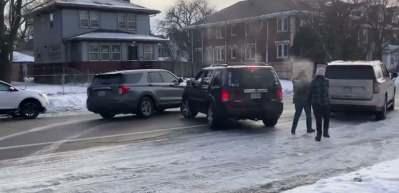 ABD'yi ayağa kaldıran olay! Trump'ın polisleri dehşet sa&ccedil;tı