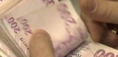 Altın ve g&uuml;m&uuml;ş 2026 yılına sert dalgalanmayla başladı