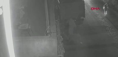 Babaanne ve iki torununun &ouml;ld&uuml;r&uuml;ld&uuml;ğ&uuml; feci g&ouml;r&uuml;nt&uuml;ler kameraya yansıdı