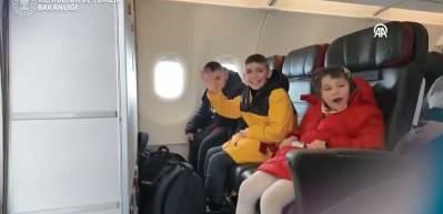 Bakan Ersoy'dan kardan "Kız Kulesi" yapan Sivaslı &ccedil;ocukların İstanbul gezisine ilişkin paylaşım