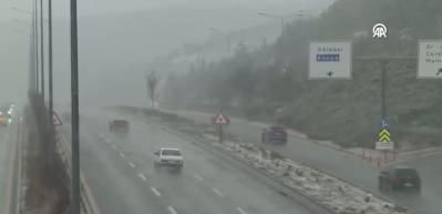 Başkentte kar yağışı etkili oluyor