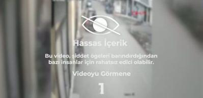 Bursa'da yola fırlayan &ccedil;ocuğa hafif ticari aracın &ccedil;arptığı kaza kamerada