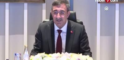 Cumhurbaşkanı Yardımcısı Yılmaz, İstanbul'da ekonomi basını ile bir araya geldi