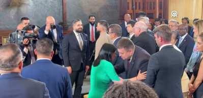 Delcy Rodriguez yemin ederek Ge&ccedil;ici Devlet Başkanı oldu