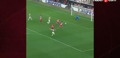 Fenerbah&ccedil;e'nin milli futbolcusu S&uuml;per Lig ekibine kiralandı