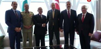 Hintli gazeteciden Hindistan&rsquo;a T&uuml;rkiye eleştirisi: Ticari bağları kesmek felaket oldu