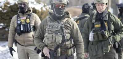 ABD'de ICE polislerinden tepki &ccedil;eken yeni şiddet g&ouml;r&uuml;nt&uuml;leri