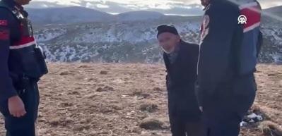 Kayıp Alzheimer hastası dağda bulundu: Bu araba senin