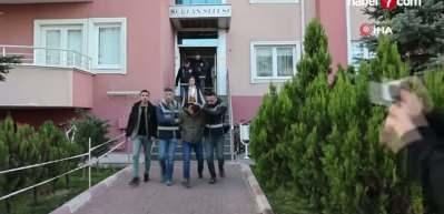 Nevşehir'de pes dedirten olay: Tamirden d&ouml;nen ara&ccedil; eksik par&ccedil;alı &ccedil;ıktı