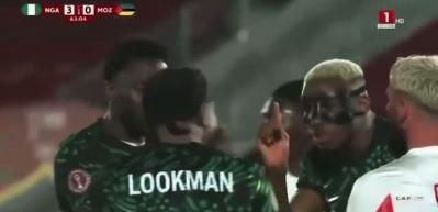 Osimhen Nijerya milli takımındaki m&uuml;sabakasında Lookman'a fena sinirlendi
