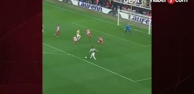 S&uuml;per Lig ekibi İrfan Can Kahveci'yi istiyor