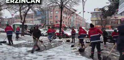 Kar nedeniyle 4 ilde okullar tatil edildi