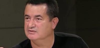 Acun Ilıcalı'nın 'bir sağ a&ccedil;ık aldım aklın hayalin durur" dediği yıldız Beşiktaş'a doğru