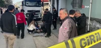 Adana'da sokakta tartıştığı dayısını silahla yaraladı