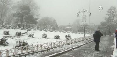 AKOM a&ccedil;ıkladı, İstanbul'a lapa lapa yağacak kar geliyor!