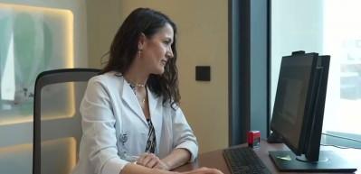 &Ccedil;ocuk doktoru uyardı: Bebeğinizi boğmacaya kurban etmeyin