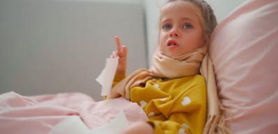 &Ccedil;ocuklarda sık tekrarlayan kulak iltihabına dikkat: Gizli sebebi geniz eti olabilir