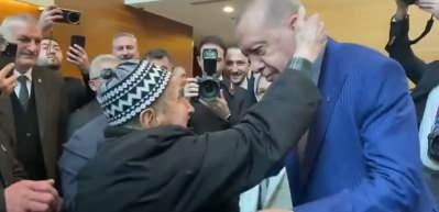 Cumhurbaşkanı Erdoğan'a samimi ziyaret
