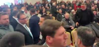 Edirne Şof&ouml;rler ve Otomobilciler Esnaf Odası genel kurulunda kavga &ccedil;ıktı!