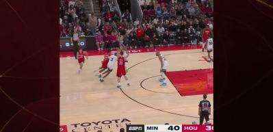 Houston Rockets yıldızlarıyla Minnesota Timberwolves'u ge&ccedil;ti