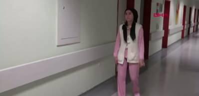 Kalbi delik olan gen&ccedil; anne, milyonda bir g&ouml;r&uuml;len hastalıktan iki ameliyatla kurtuldu