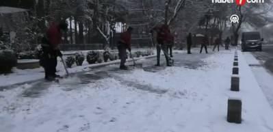 Meteoroloji'den yeni kar uyarısı: İstanbul dahil bir&ccedil;ok ilde alarm