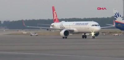 THY olumsuz hava şartları nedeniyle 54 seferi iptal etti