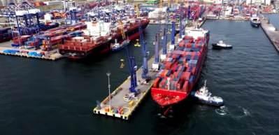 Ticaret bakanlığı rekor ihracat rakamlarını a&ccedil;ıkladı