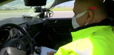 Trafikte radar g&ouml;r&uuml;nce yavaşlama devri bitti: Akıllı koridor d&ouml;nemi başladı