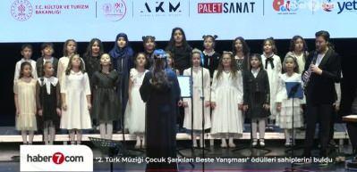 T&uuml;rk m&uuml;ziği &ccedil;ocuk sesleriyle geleceğe taşınıyor: 2. Beste Yarışması&rsquo;nda &ouml;d&uuml;ller verildi