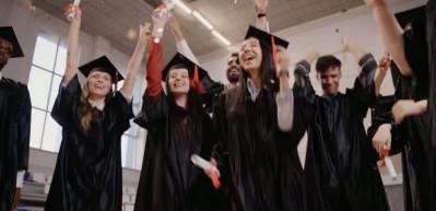 &Uuml;niversiteler 3 yılda bitirilebilecek! İşte yeni d&uuml;zenlemenin detayları