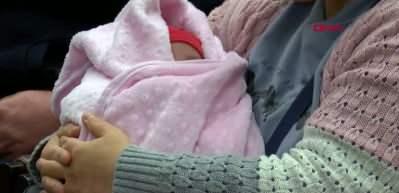 Ahmet bebekten sonra, bu kez de Emine bebeğe aile oldular