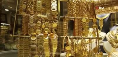 Altın ve g&uuml;m&uuml;şte tarihi zirve! Rekor &uuml;st&uuml;ne rekor