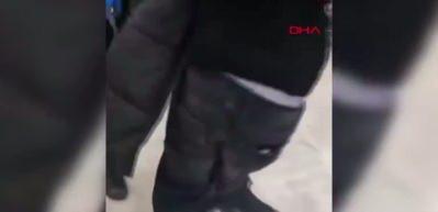 Ankara'da AVM'de yaşanan bı&ccedil;aklı kavga kameralara yansıdı