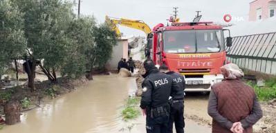Arkadaşlarıyla oyun oynarken tahliye kanalına d&uuml;şen 3 yaşındaki Berra hayatını kaybetti