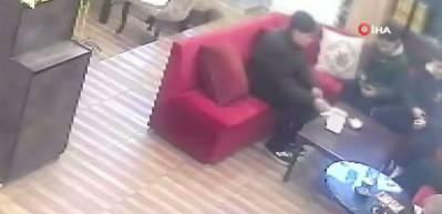 Atlas &Ccedil;ağlayan'ın annesini tehdit eden 2 zanlı daha g&ouml;zaltında!