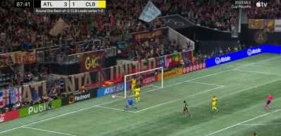 Galatasaray 10 numara i&ccedil;in Thiago Almada'yı d&uuml;ş&uuml;n&uuml;yor