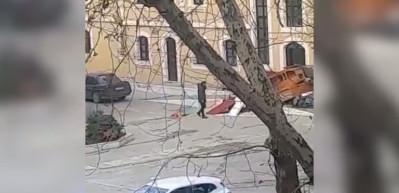 İzmit&rsquo;te T&uuml;rk bayrağı yakanlar g&ouml;zaltında!