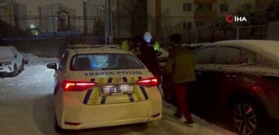 Kayseri'de drift atıp ka&ccedil;tı: Dudak u&ccedil;uklatan ceza peşini bırakmadı