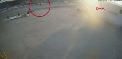 Okul yolunda can veren minik Aysima i&ccedil;in ailesi adalet &ccedil;ığlığında