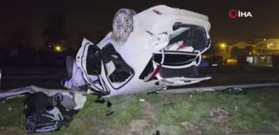 Otomobil takla attı: 1 yaşındaki bebek &ouml;ld&uuml;, anne ve baba yaralandı