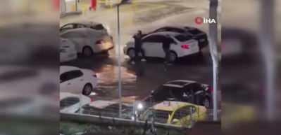 Esenyurt'ta şehir eşkiyaları benzinlikte araca saldırdı