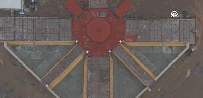 Suriye İ&ccedil;işleri Bakanlığı Rakka'daki Aktan Hapishanesi'ni teslim aldı